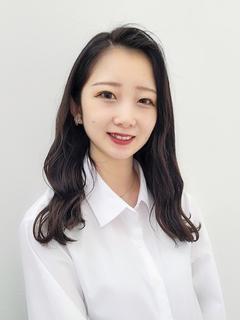 松島　真奈